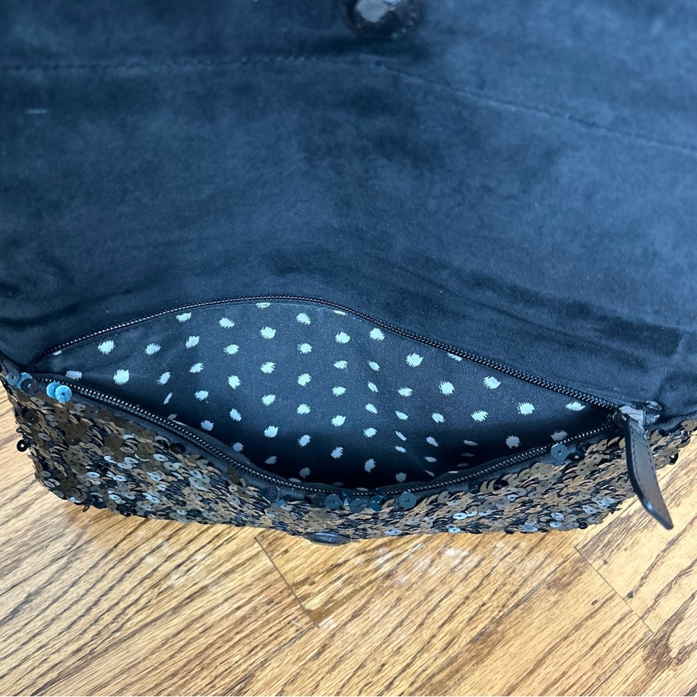 *SOLD*Juicy Couture | Sequined Faux Velvet Convertible Bowed Clutch - Picture 9 of 15